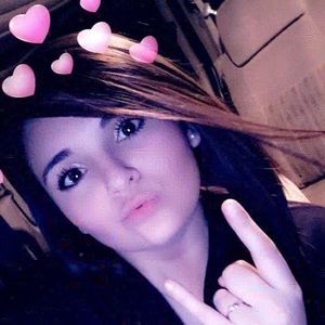 Meet your Posher, Kelli